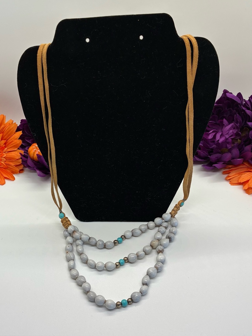 BEAUTIFUL SEEDED NECKLACE